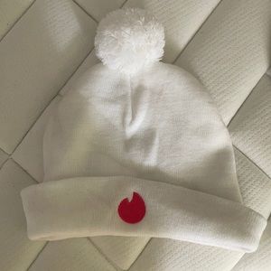 Tinder winter hat